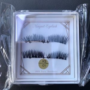 NIB. 3D Magnetic Reusable Fake Lash Extensions